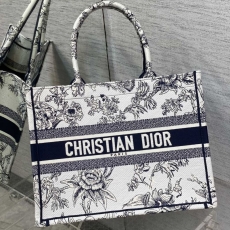 Christian Dior Shopping Bags